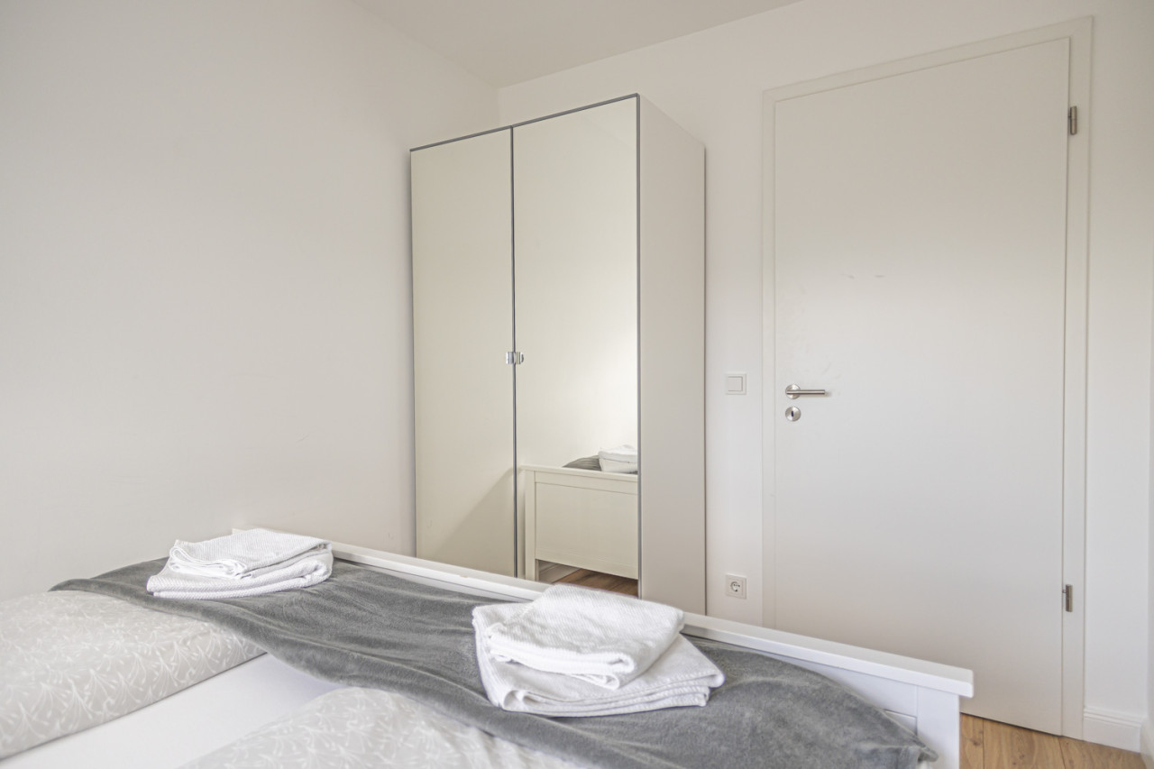 Modern apartment near metro 2 — photo 17 of 29