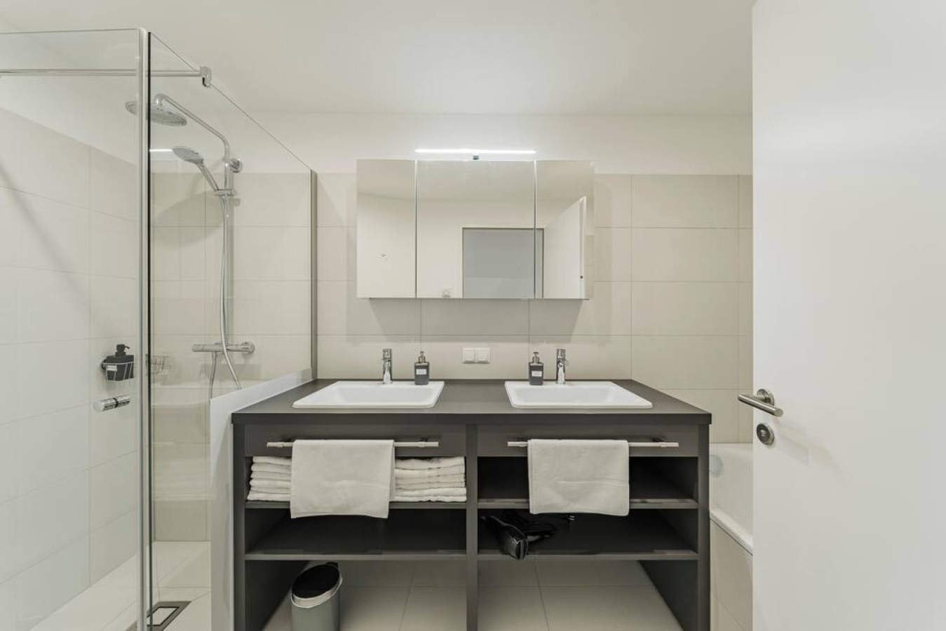 Arbio I Lux Penthouse 3 bedroom in Simmering — photo 26 of 35