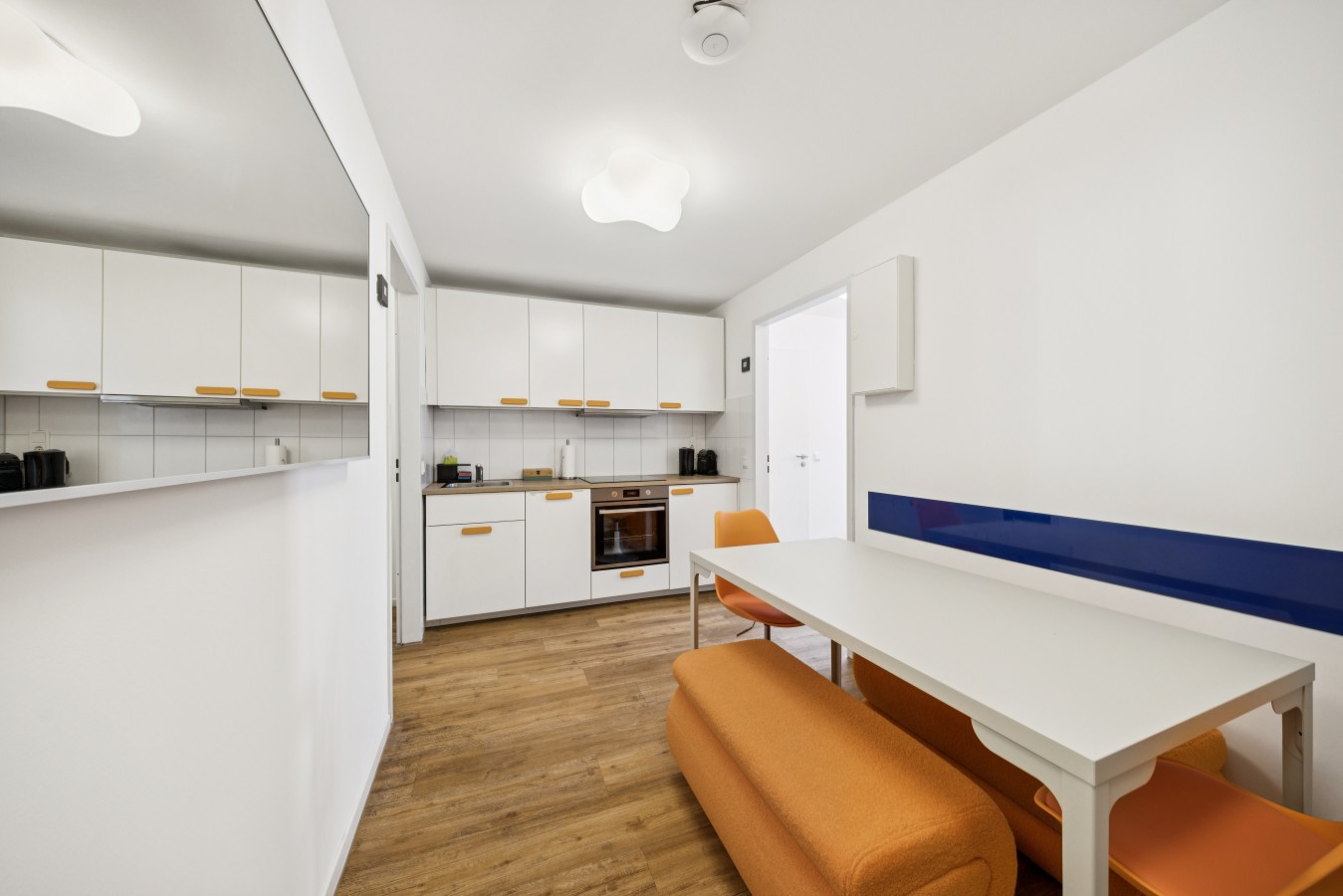 Arbio I Renovated 2 Bedroom Apart near Altonaer Fischmarkt — photo 10 of 40
