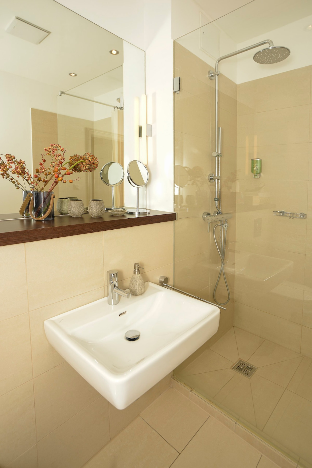Konko big apartment — photo 23 of 26