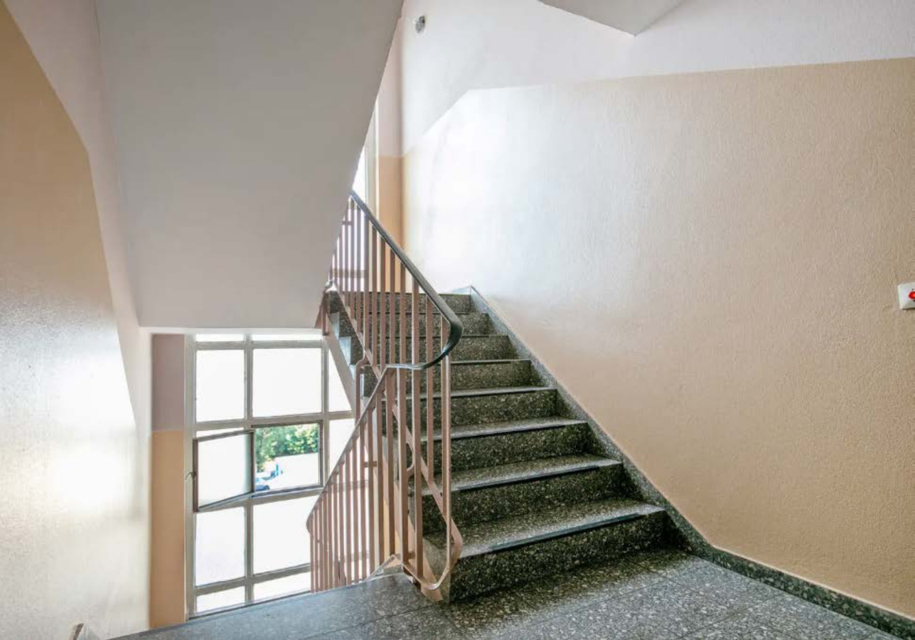 Central Berlin Stay 4BR Sleeps 15 - Jasmin — photo 36 of 37