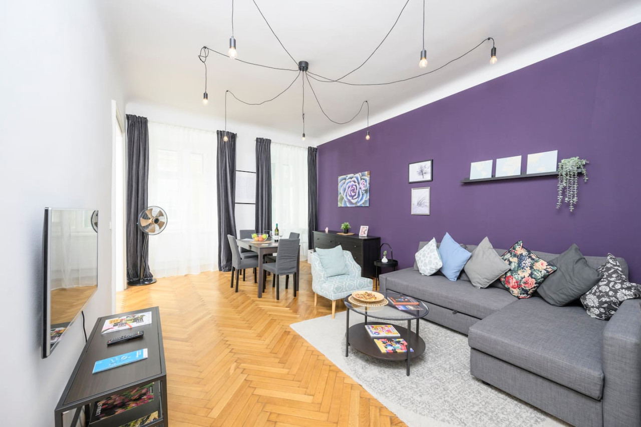 Central Business Apartment — photo 35 of 40