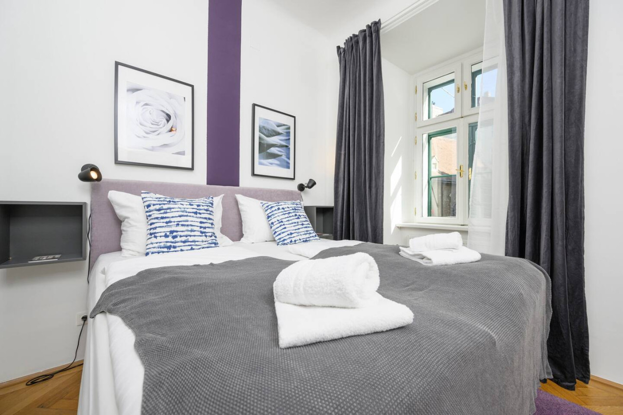 Central Business Apartment — photo 32 of 40
