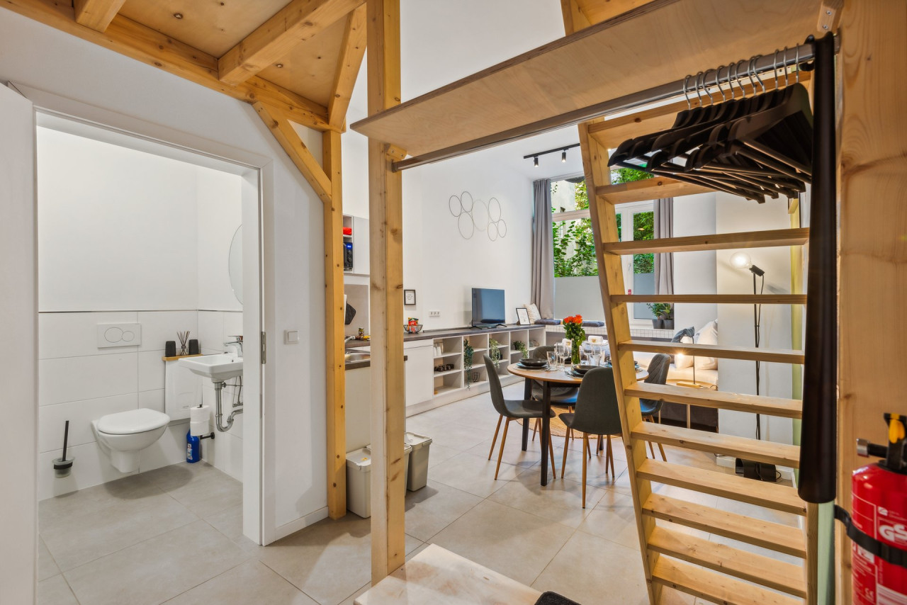 30qm *Design WOW Studio* | City | Ruhig | Hbf 100m — photo 35 of 40
