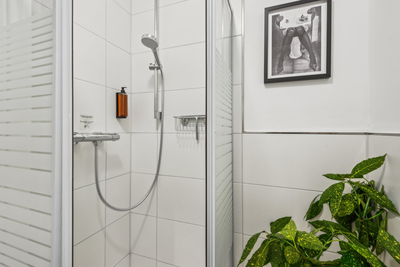 30qm *Design WOW Studio* | City | Ruhig | Hbf 100m — photo 38 of 40