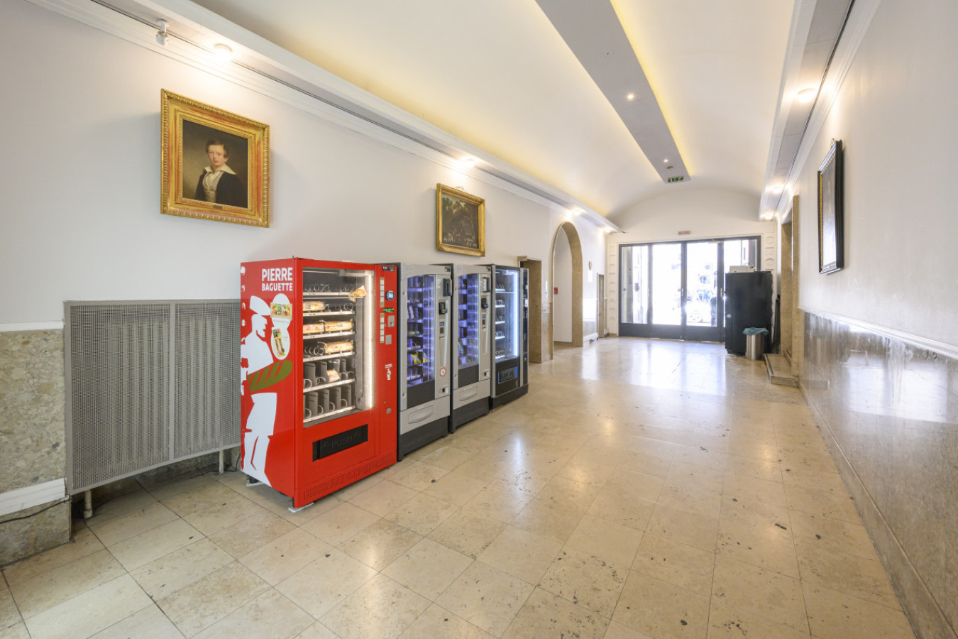 Palais Pálffy Studio with Kitchen near Hofburg — photo 40 of 40