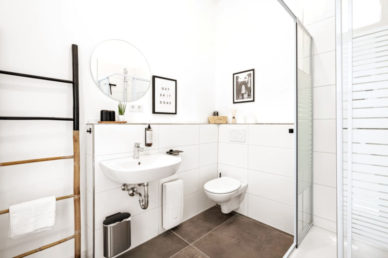 25qm *Design WOW Studio* | City | Ruhig | Hbf 100m — photo 36 of 40