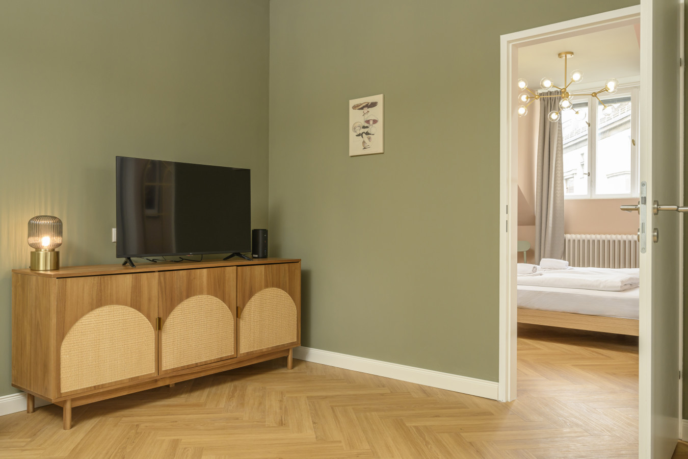 Palais Palffy I Spacious Apartment without Kitchen — photo 34 of 40