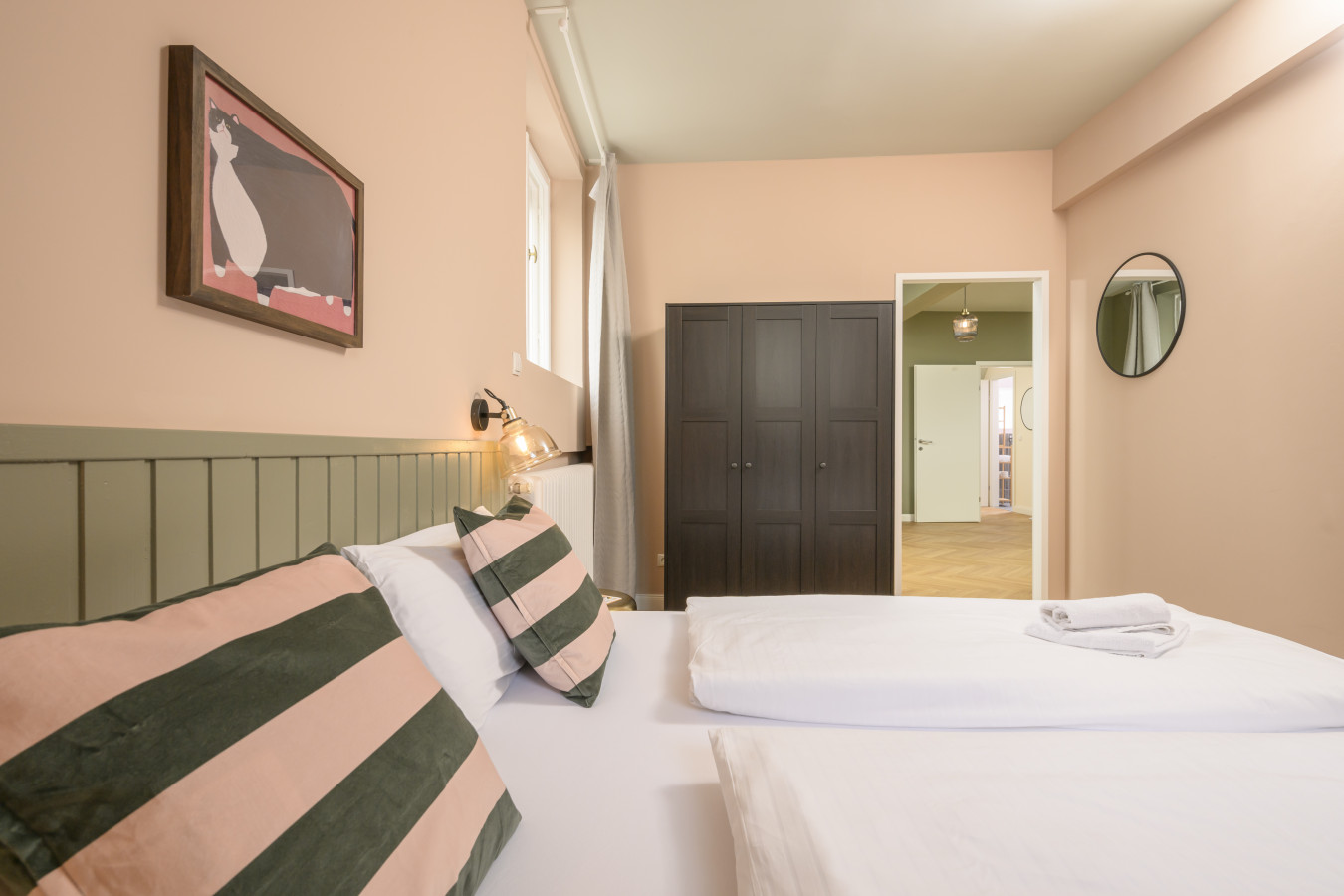 Palais Palffy I Spacious Apartment without Kitchen — photo 23 of 40