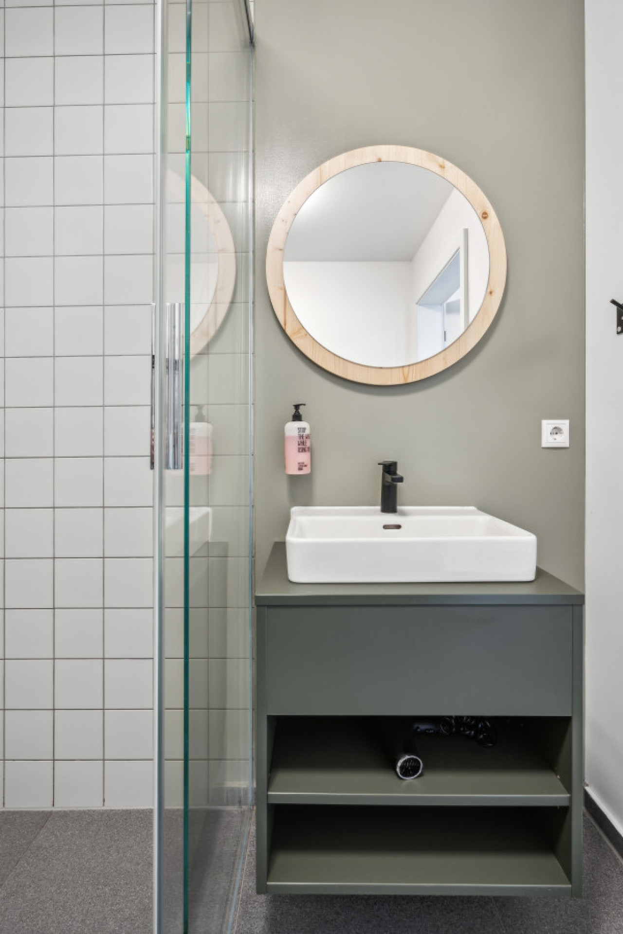 Arbio Freiburg 2 bedroom Apart L — photo 16 of 31