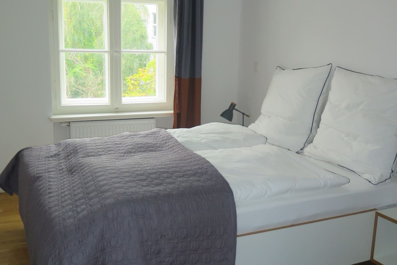 Great apartment in Berlin with two double bedrooms — photo 13 of 24