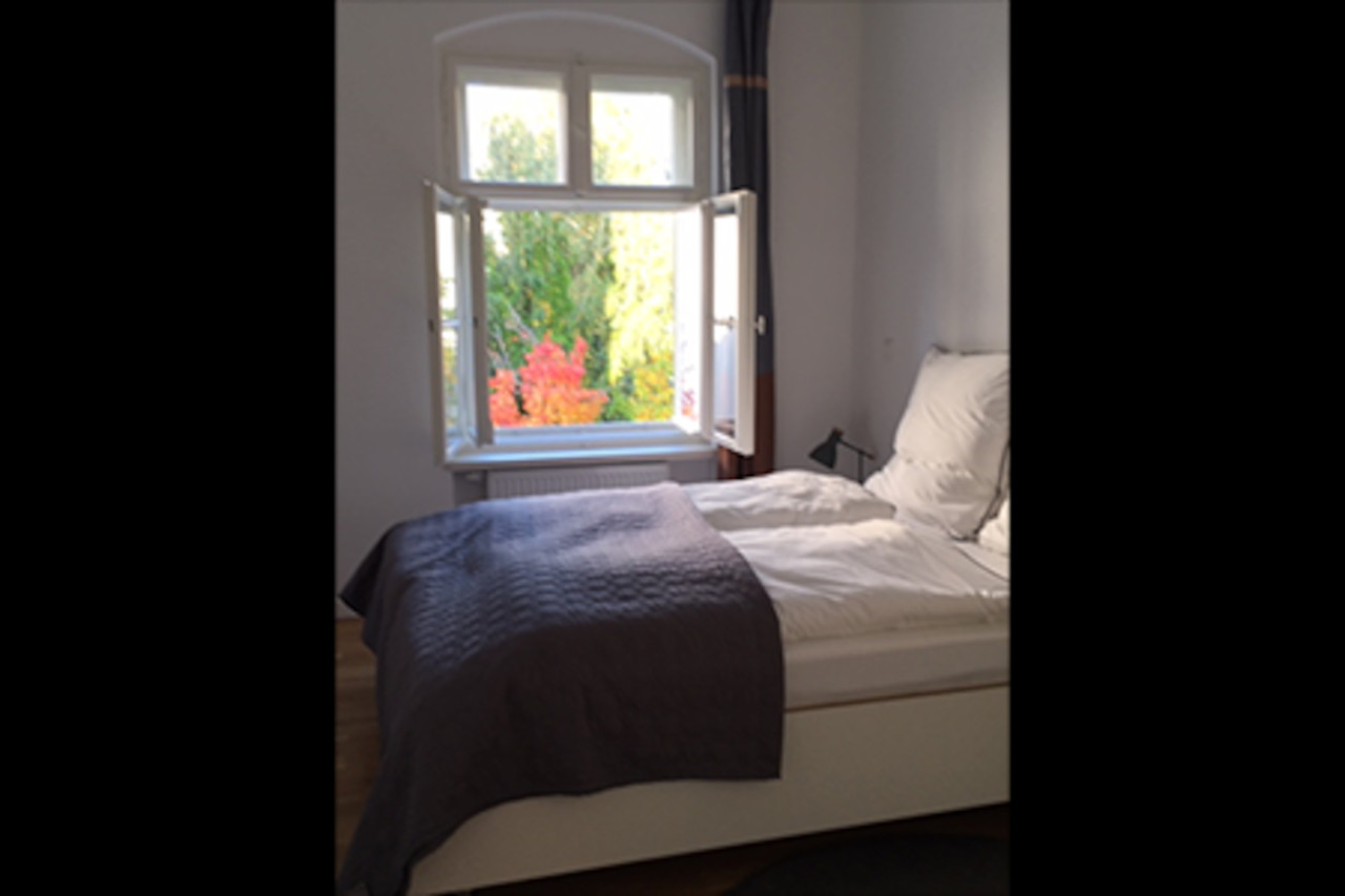 Great apartment in Berlin with two double bedrooms — photo 21 of 24