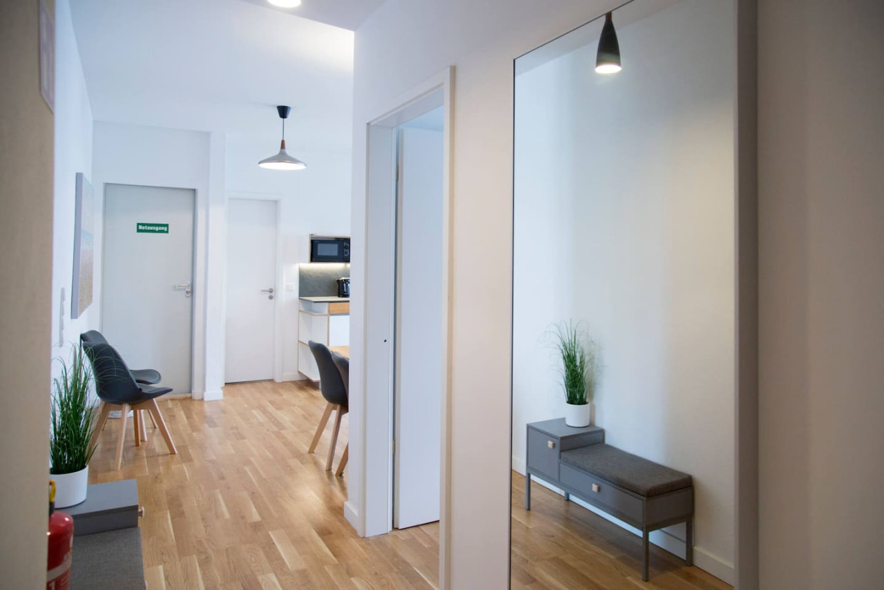 Great apartment in Berlin with two double bedrooms — photo 16 of 24