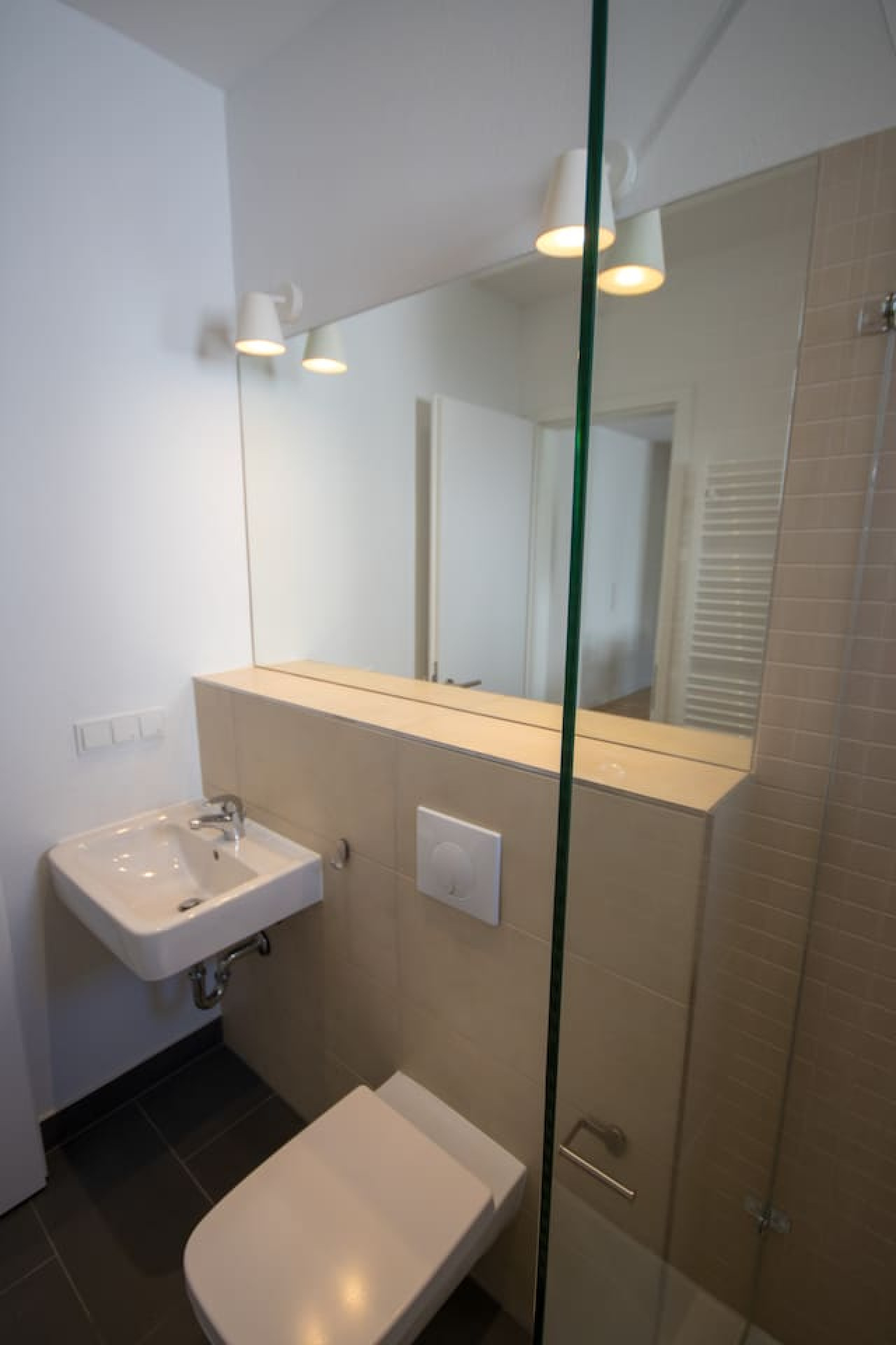 Great apartment in Berlin with two double bedrooms — photo 22 of 24