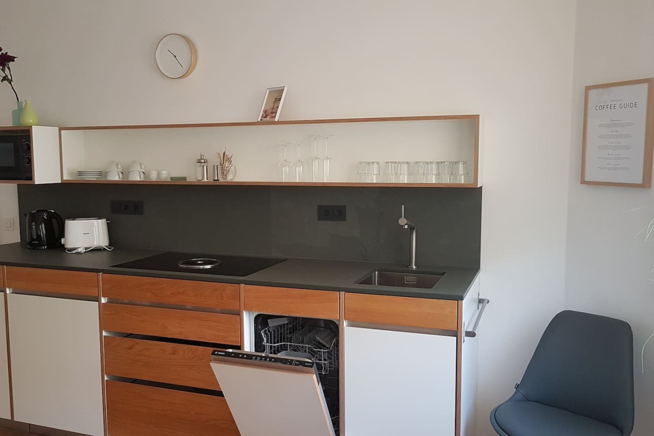 Great apartment in Berlin with two double bedrooms — photo 12 of 24
