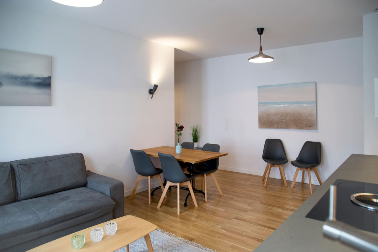 Great apartment in Berlin with two double bedrooms — photo 18 of 24