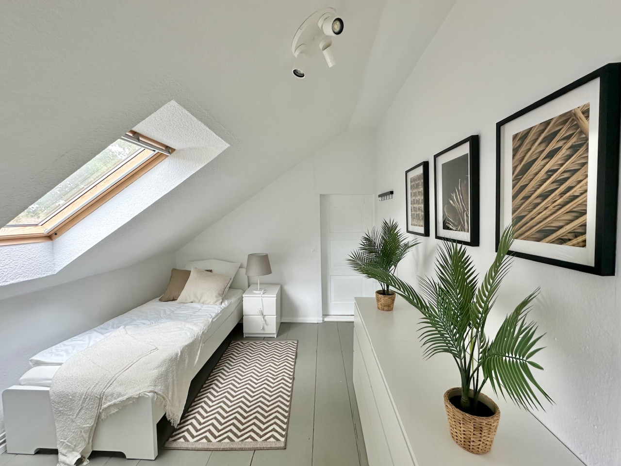 Apartment Kremmen for 9 Guests Free WiFi & Parking — photo 24 of 40
