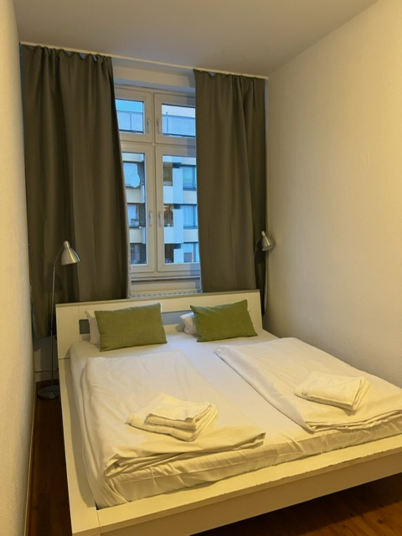 Spacious 3-Bedroom Apartment in Central Berlin — photo 12 of 20
