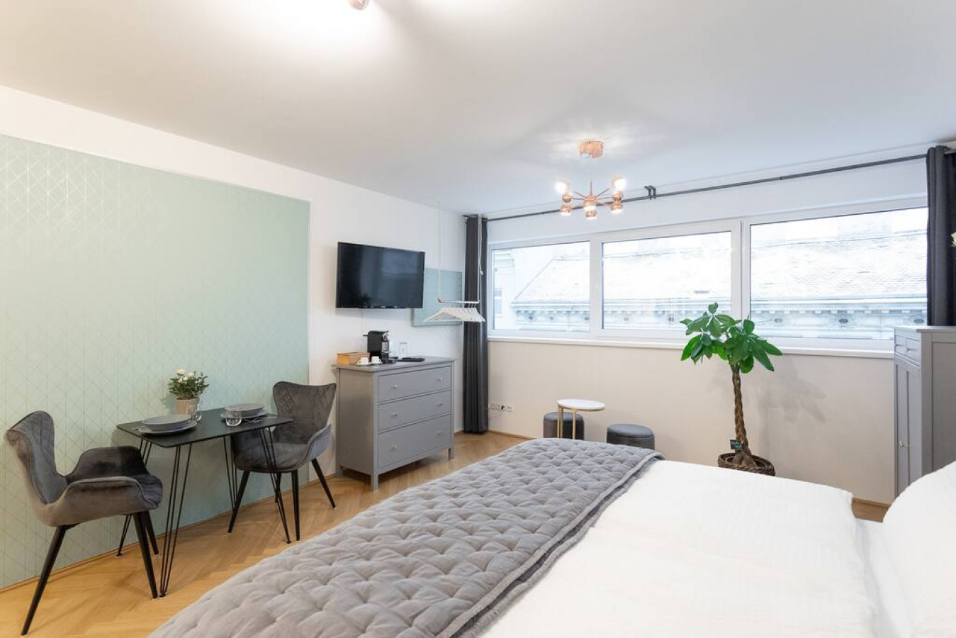 NEW Luxus Studio only 10min Centre - Markus apartment — photo 37 of 40