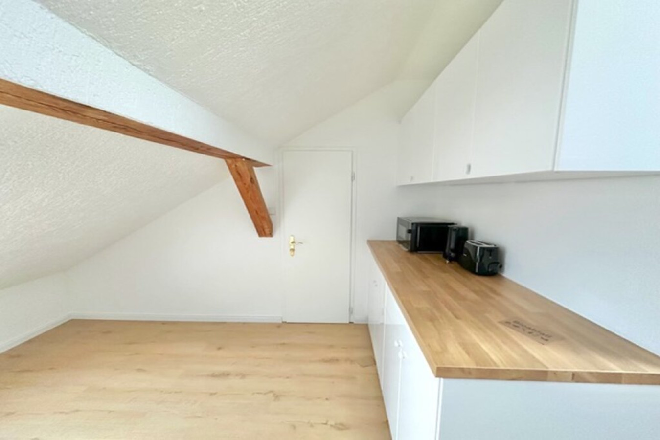 Cozy & Spacious Apartment Near Berlin – Ideal for Work & Leisure! — photo 16 of 18