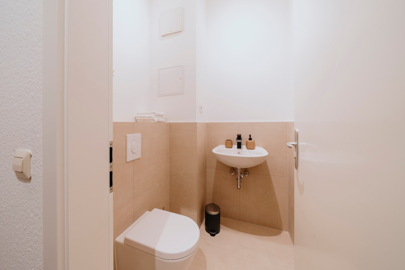 Spacious 2 Bedroom in the Heart of Friedrichshain — photo 26 of 37