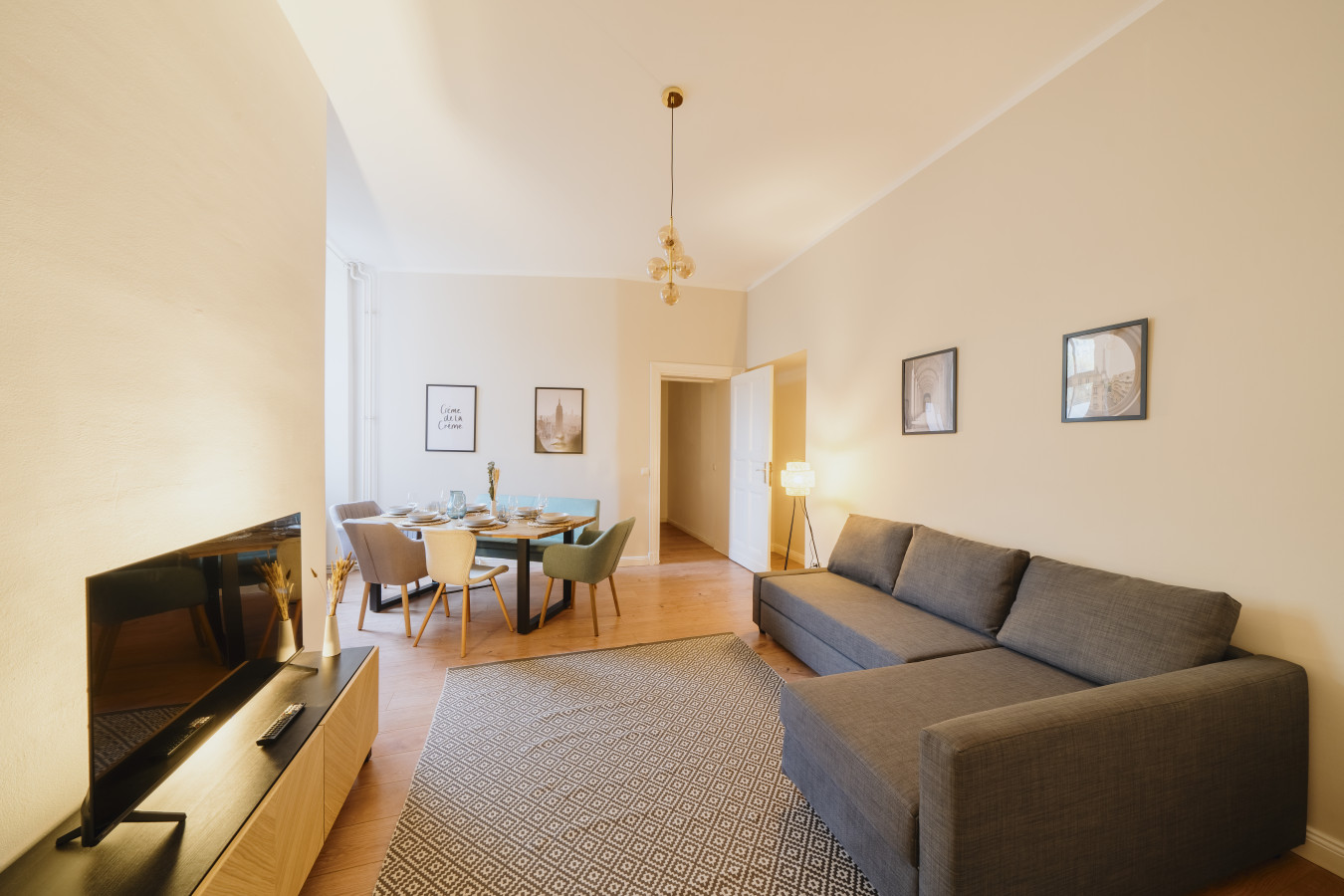 Spacious 2 Bedroom in the Heart of Friedrichshain — photo 20 of 37
