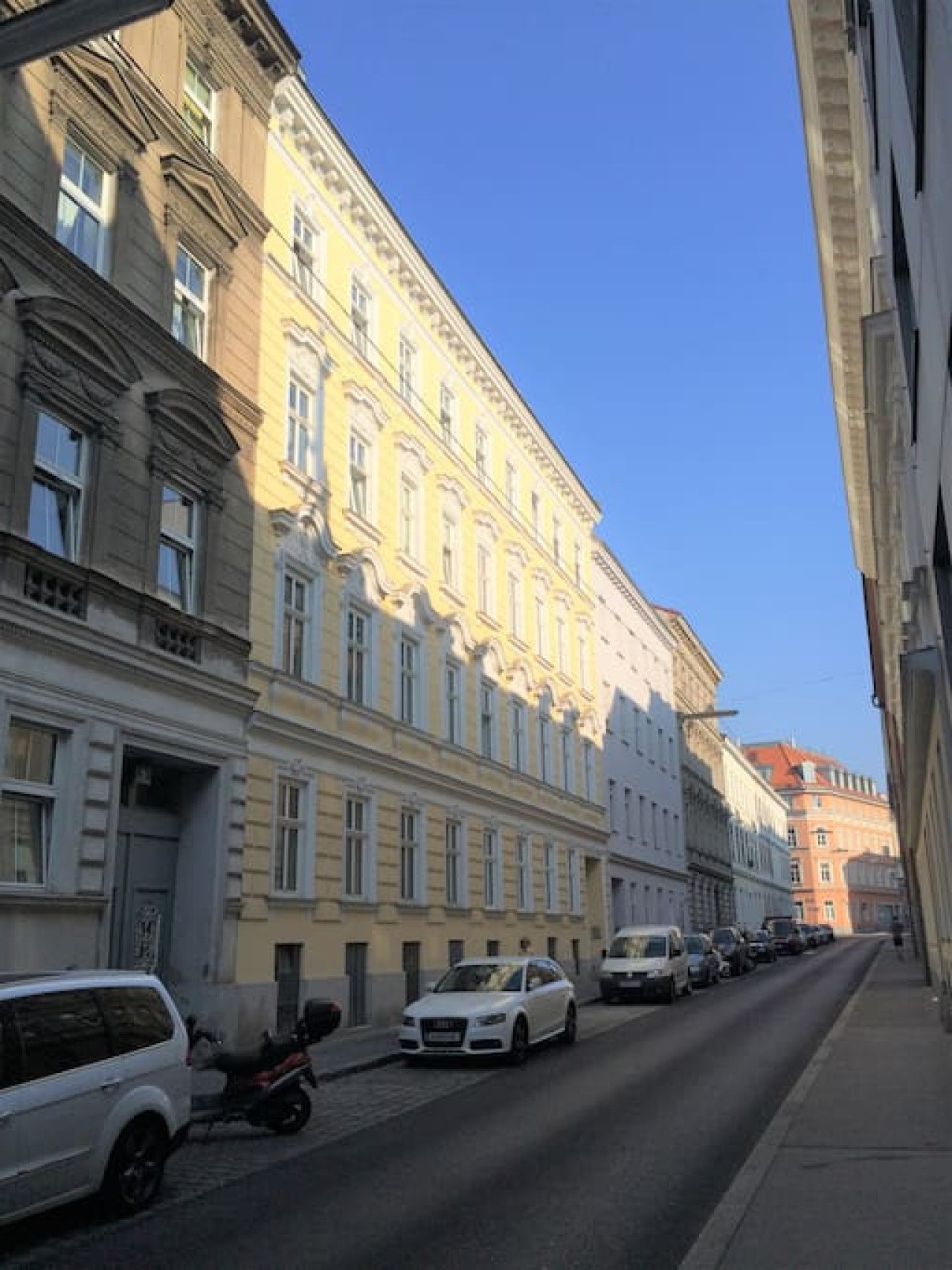 Apartment near Schönbrunn — photo 28 of 29