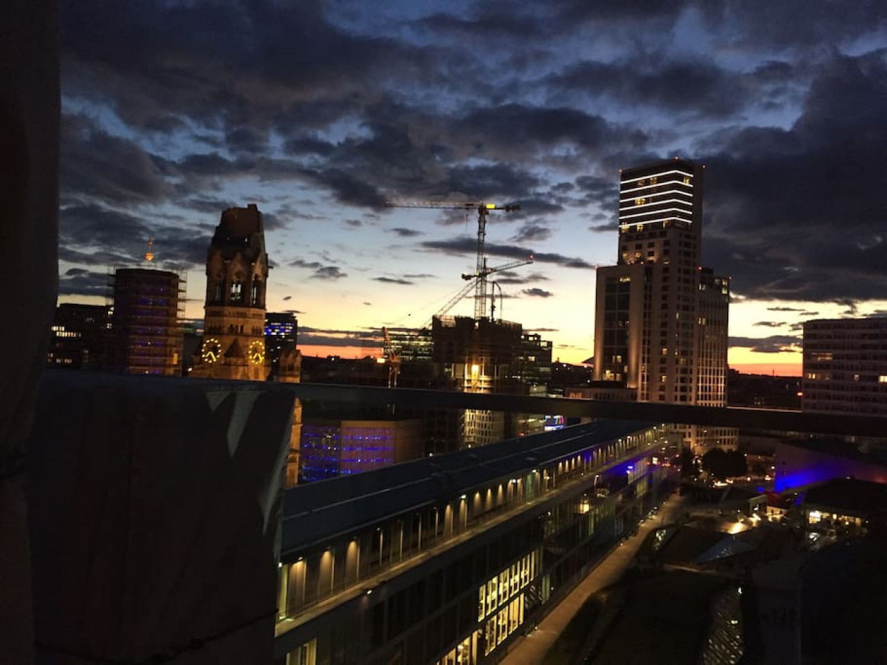 Potsdamer Platz-Top Spot Studio 2 — photo 31 of 33